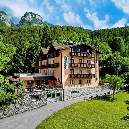 Park Hotel Bellevue Dimaro Eksteriør billede